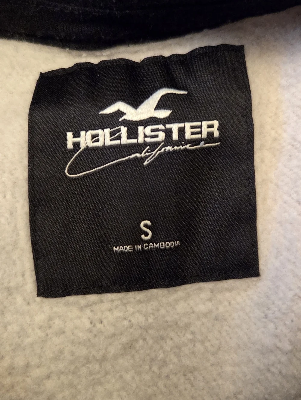 Hollister Men’s Small Hoodie Red Black Tie Dye Pullover Sweatshirt Graphic
